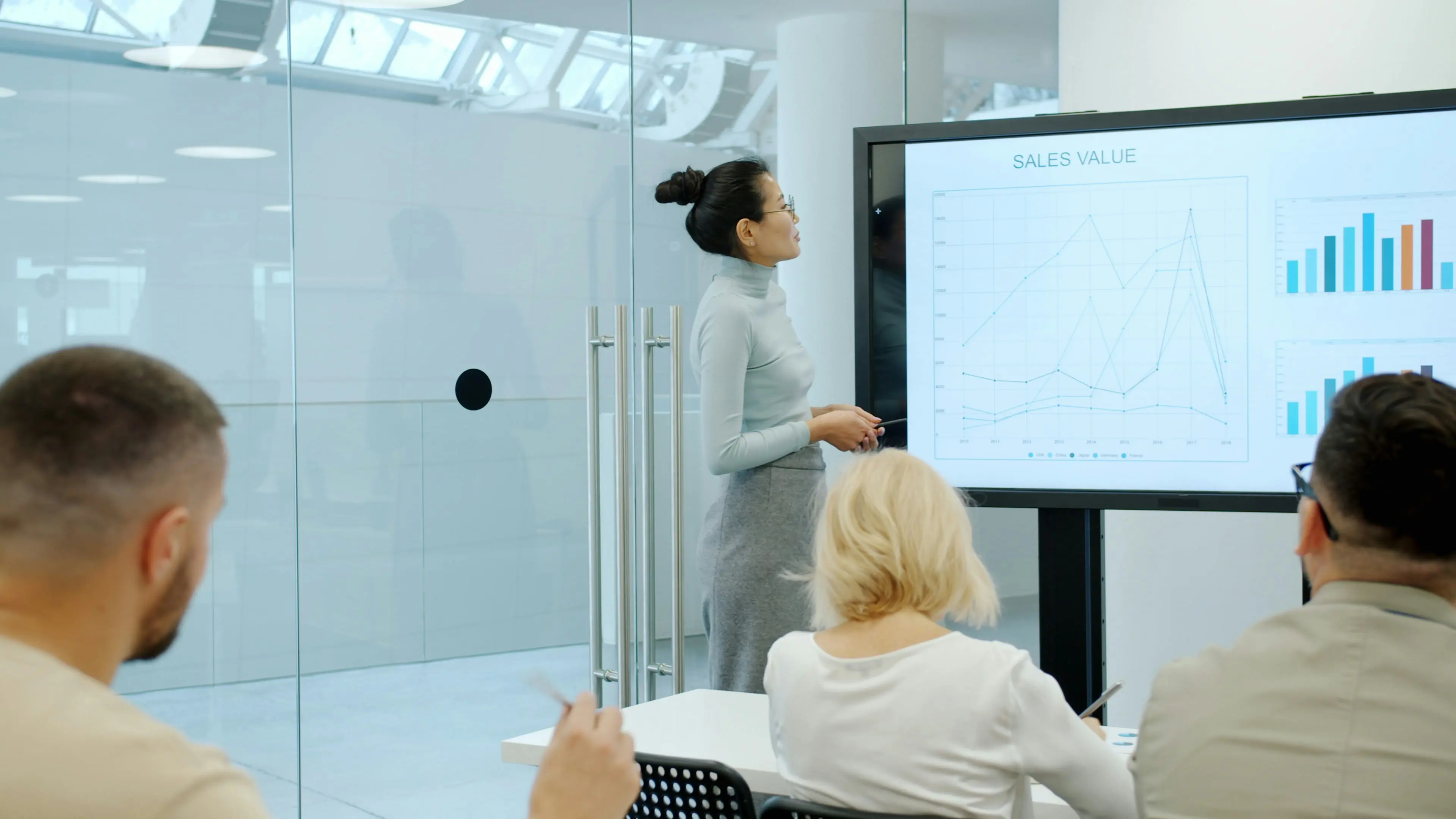 11 Best Sales Management Tools for LinkedIn in 2026 (For SDRs & AEs)