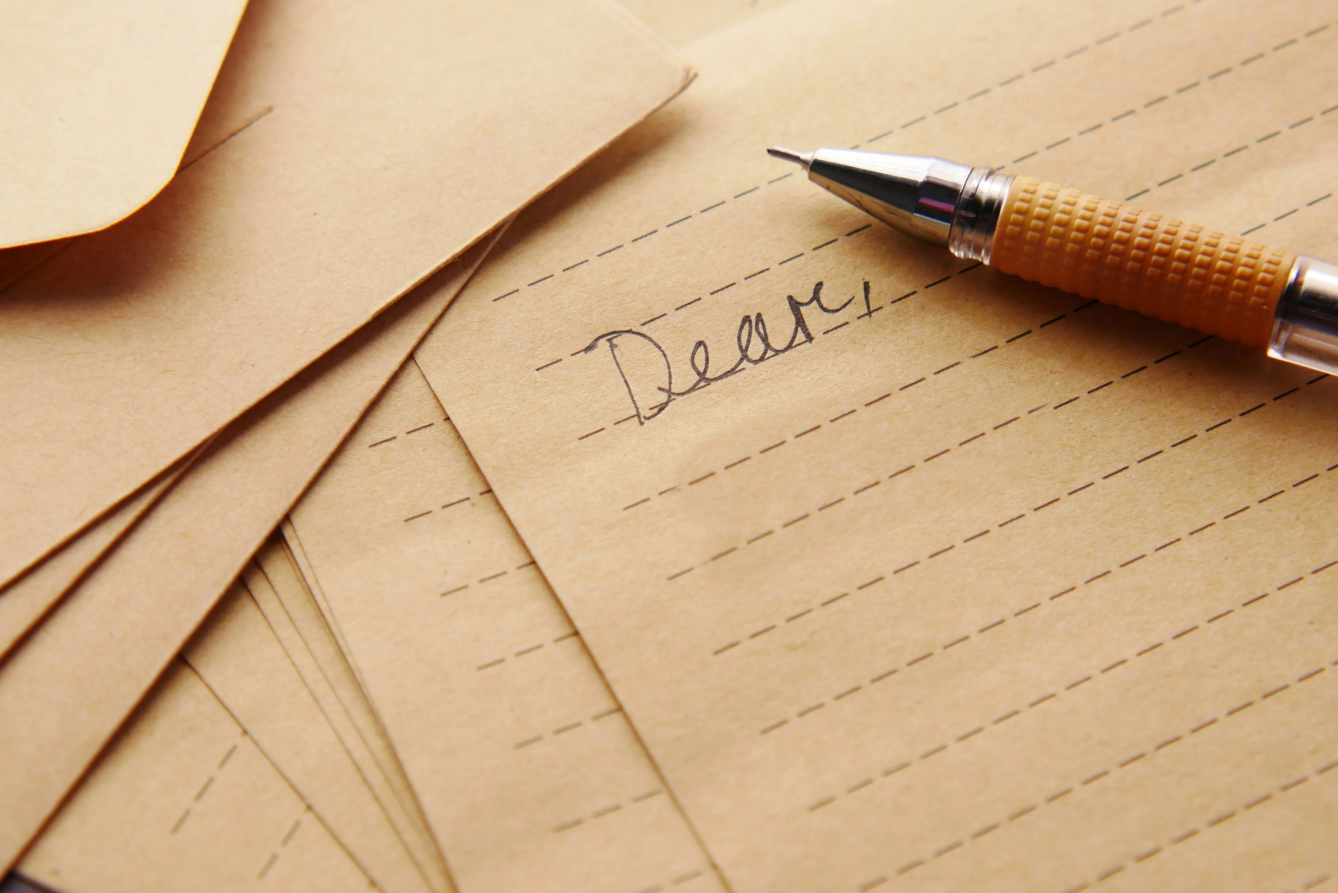 How to Scale Handwritten Letters Without Losing Authenticity