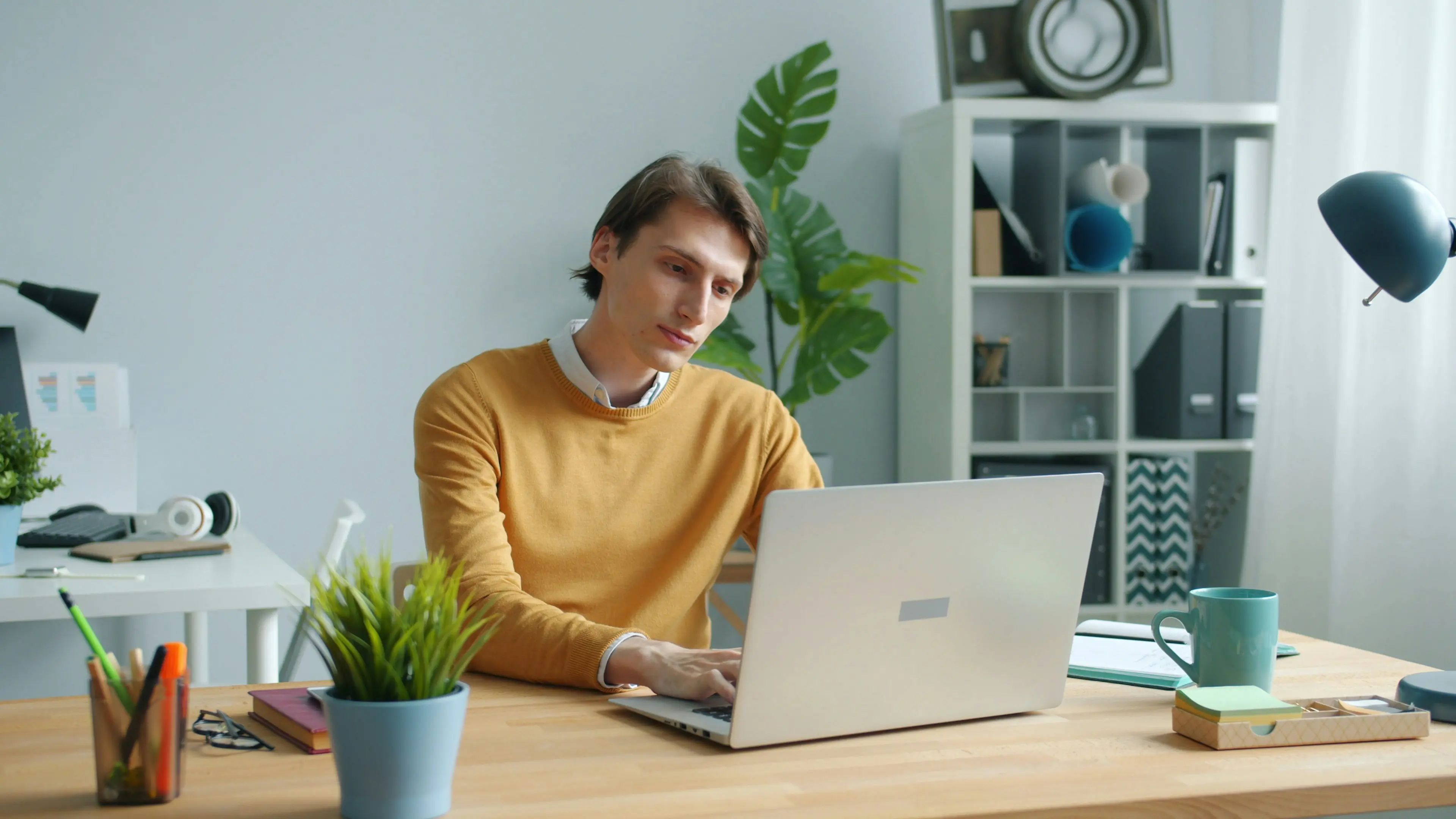 8 LinkedIn CRM Sync Limitations (And How to Overcome Them)