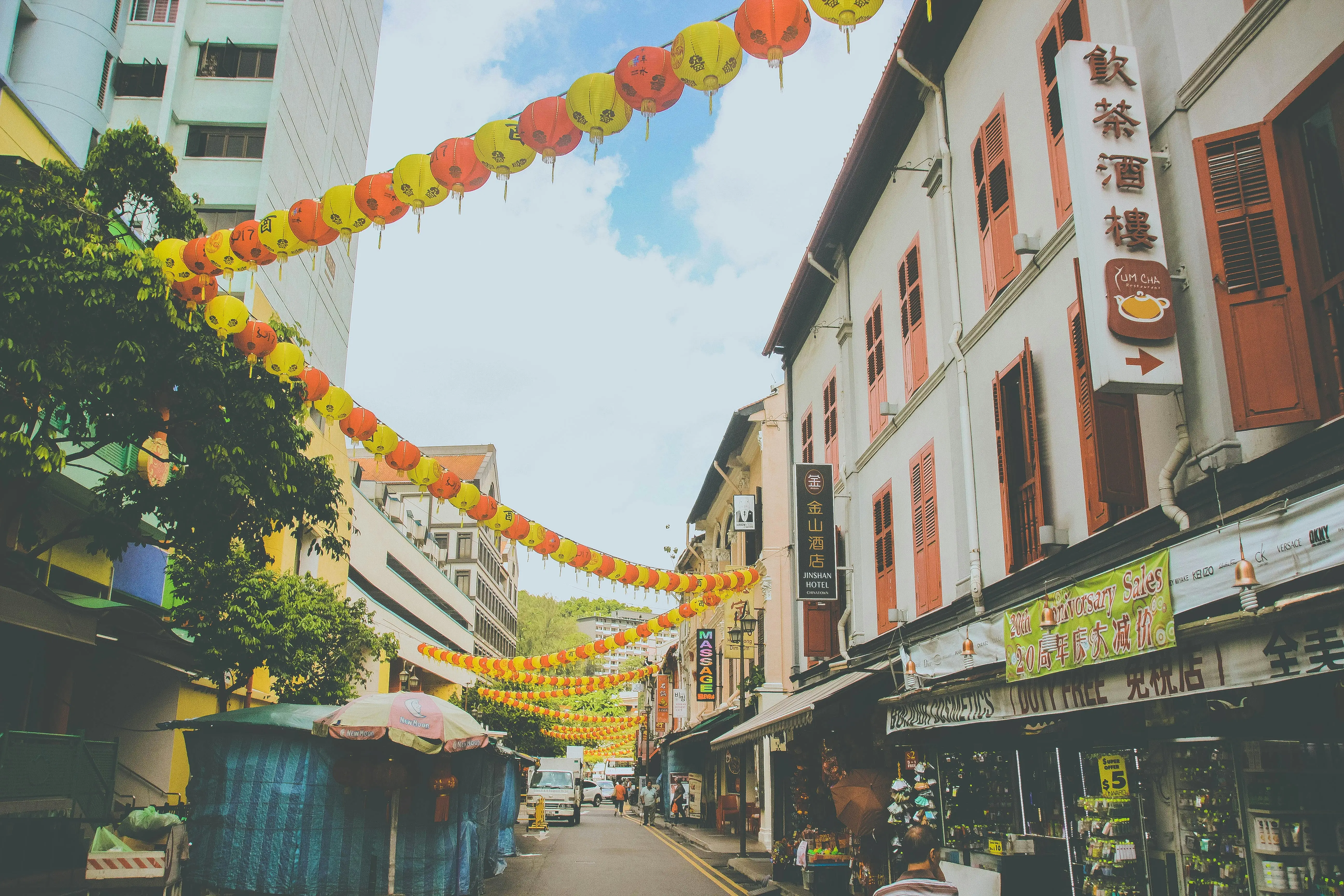 Targeting Small Businesses: Effective Outreach Strategies
