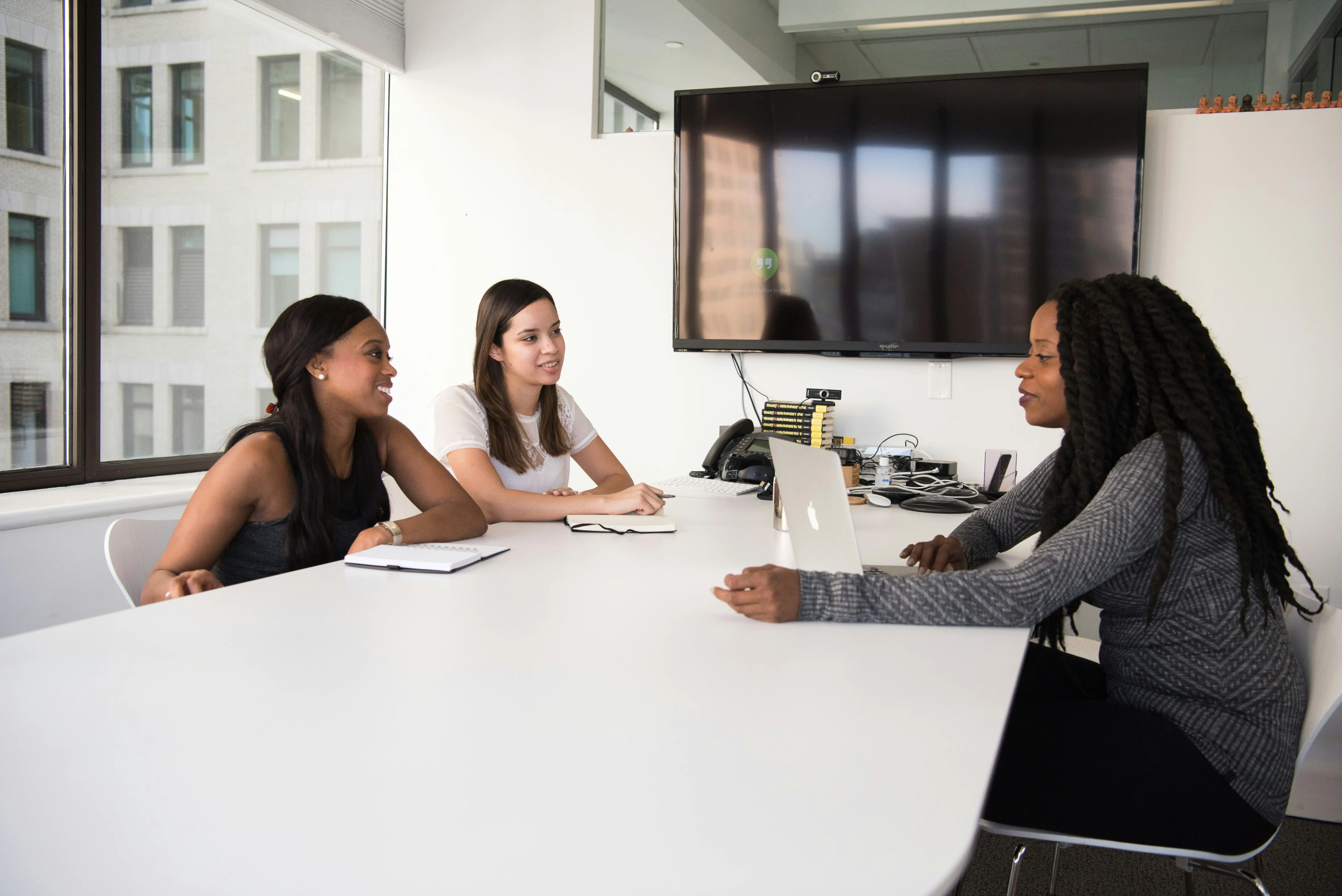 Debunking Myths: What Recruiters Really Do and Don't Do
