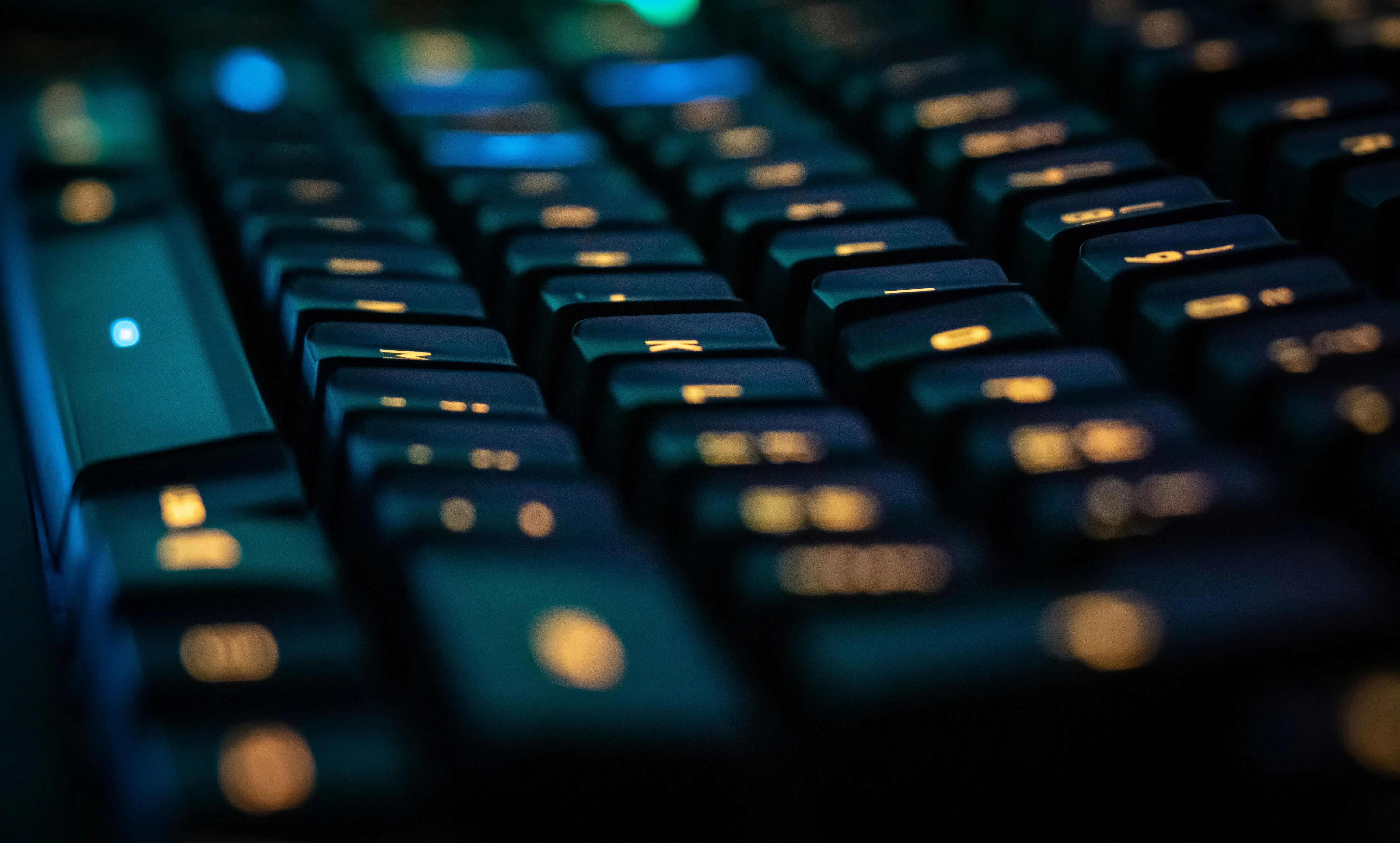 How to Navigate LinkedIn 3x Faster: The Keyboard Shortcut Guide