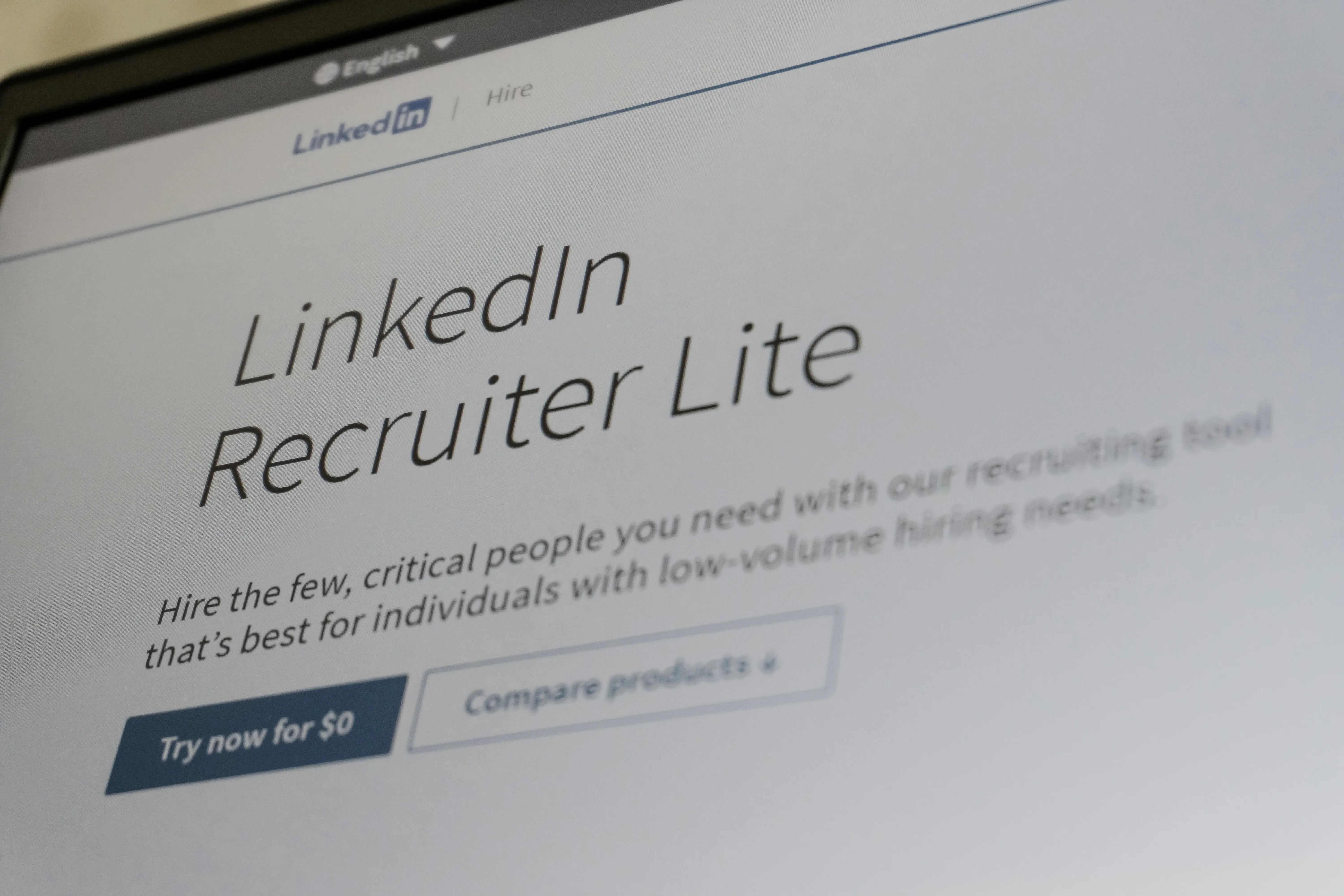 How to Search and Filter Your LinkedIn Connections Like a Database