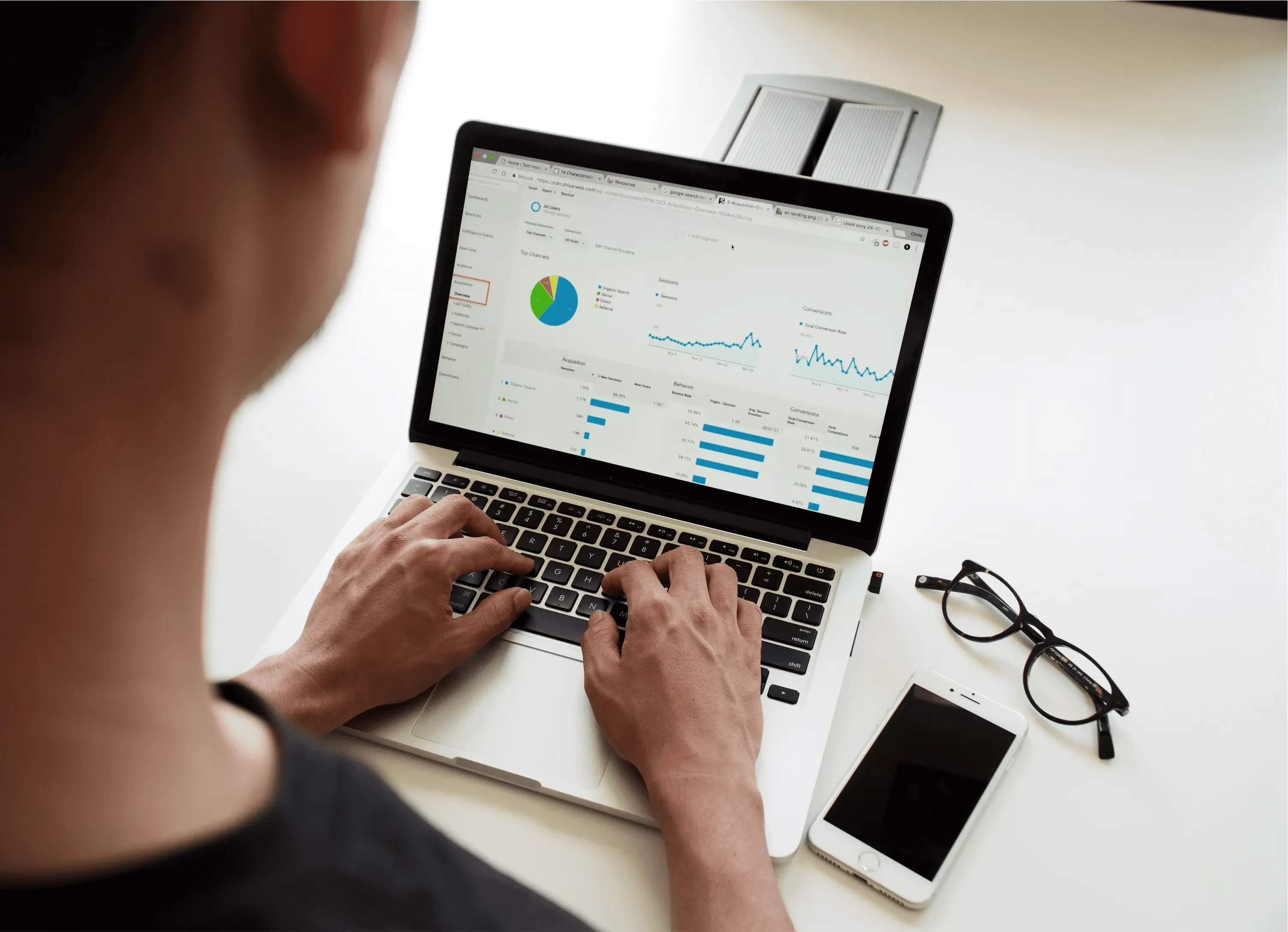 Connecting on LinkedIn: Best Practices for Service Providers