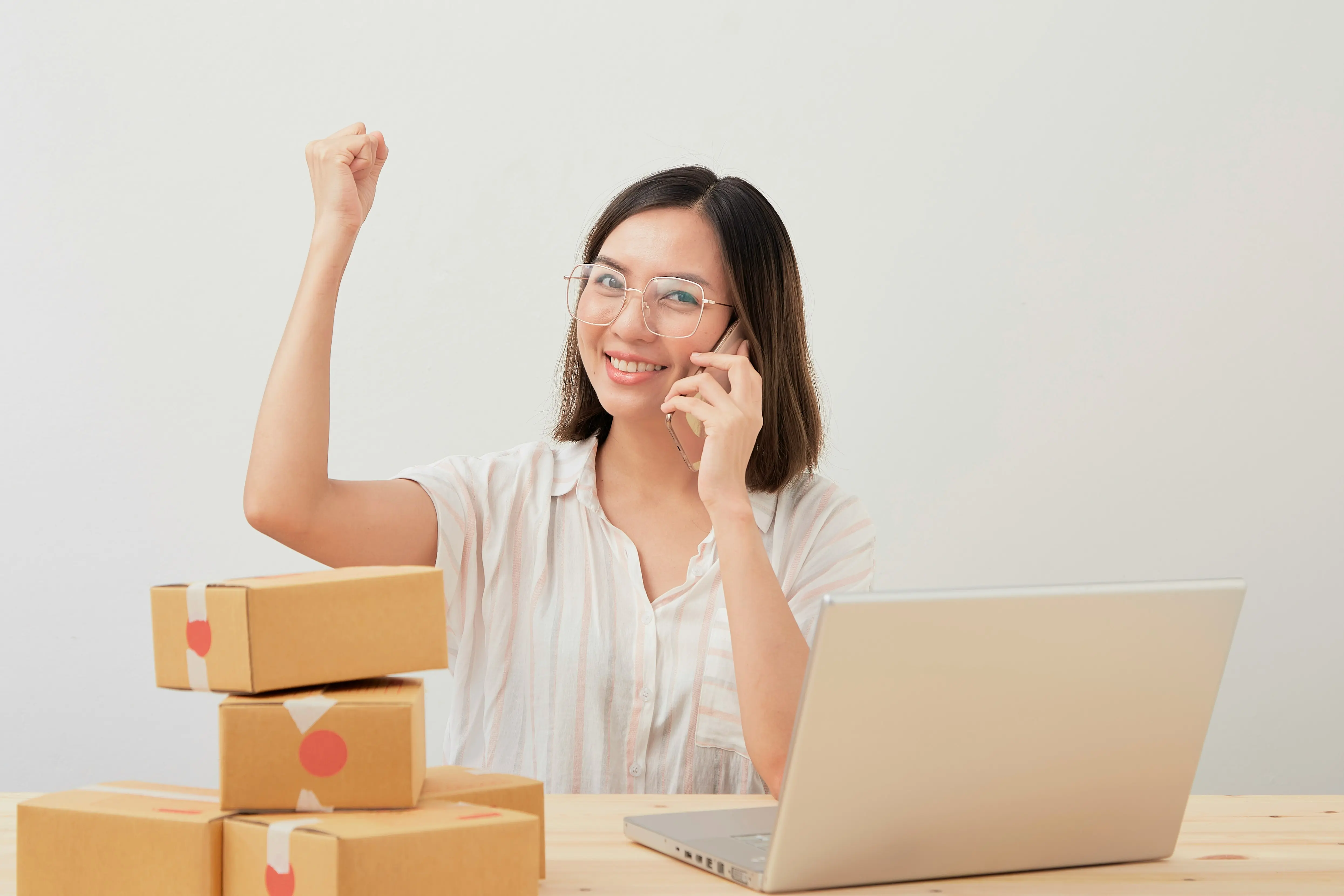 Kondo vs Weezly: Which LinkedIn Tool Actually Wins for Sales in 2026