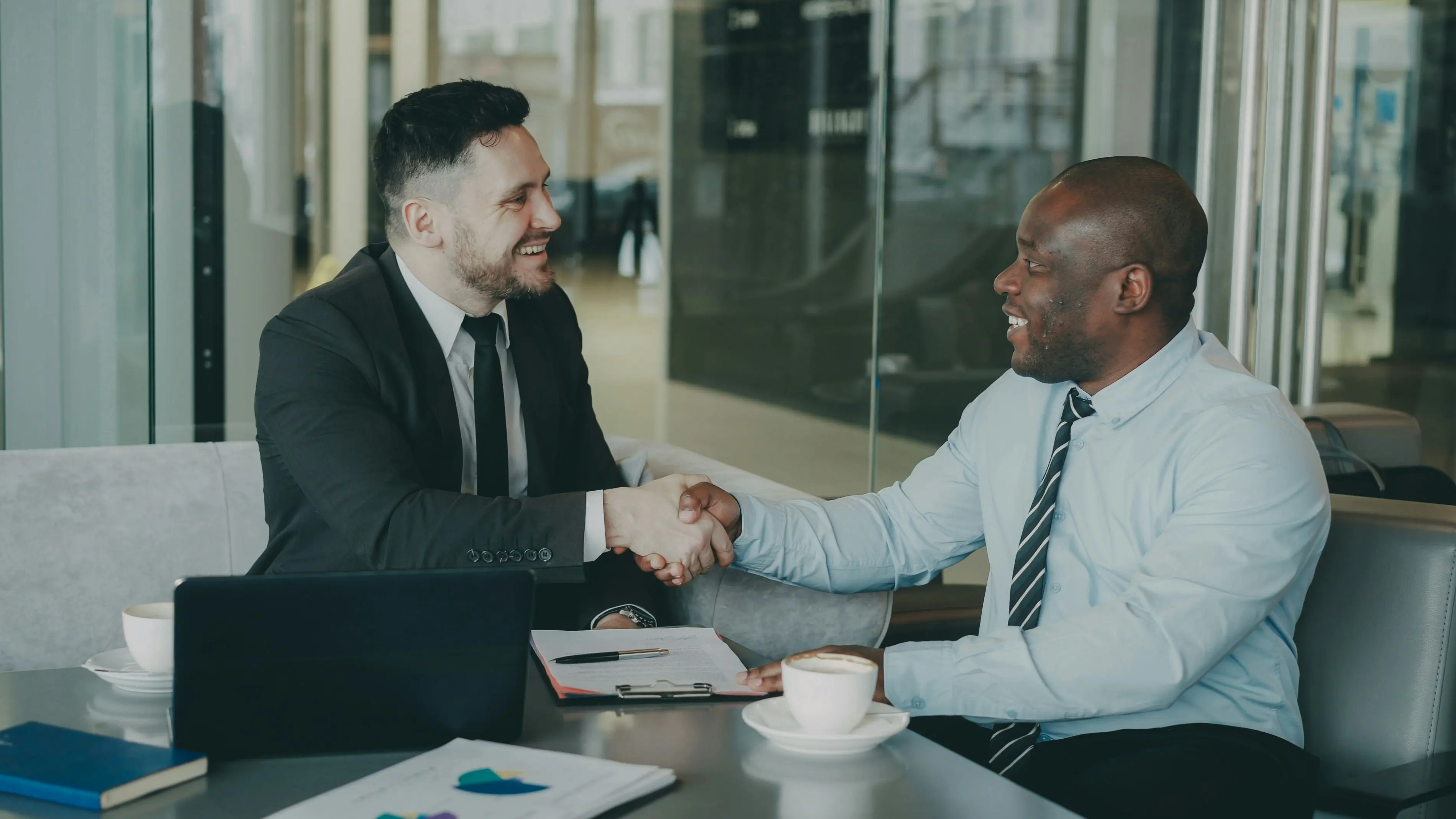 11 Best Sales CRM Tools for LinkedIn Power Users in 2026