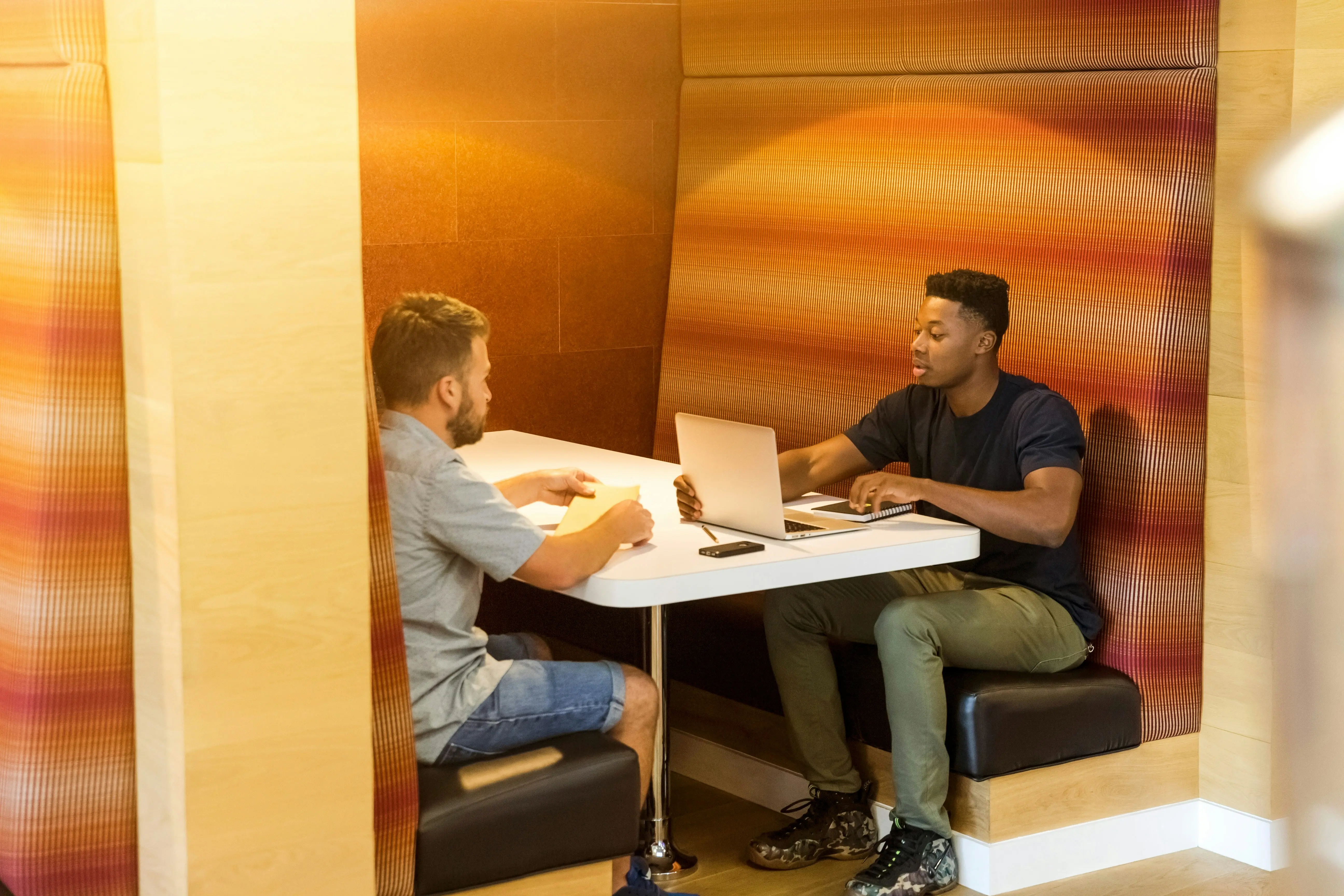 The Complete Guide To LinkedIn Sales Solutions For High-Volume Outreach