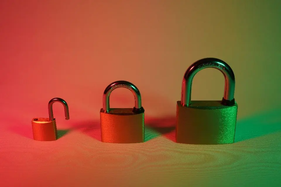 Is Salesflow Safe? Navigating LinkedIn's TOS Landmines