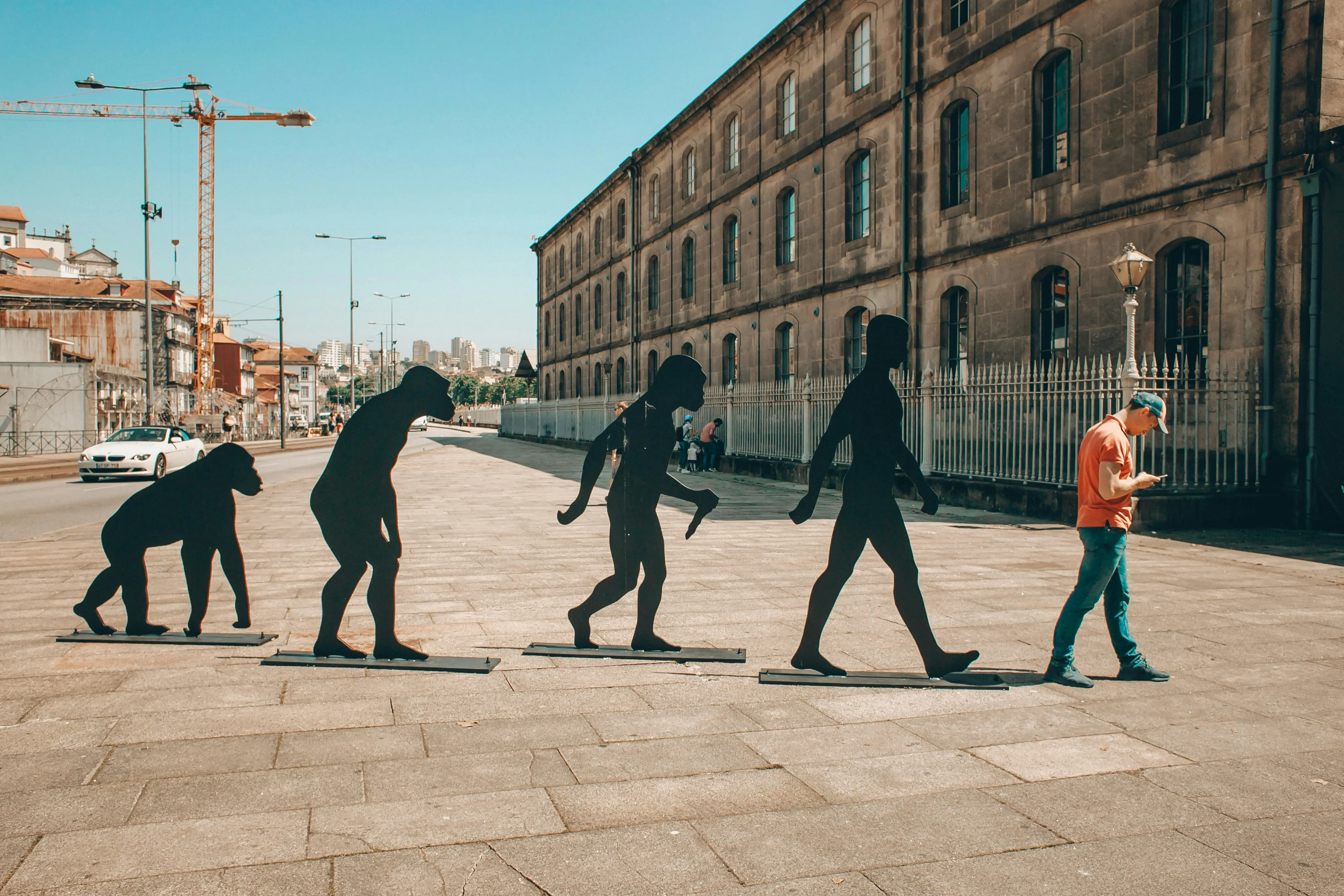 LinkedIn Messaging Evolution: New Trends for 2025