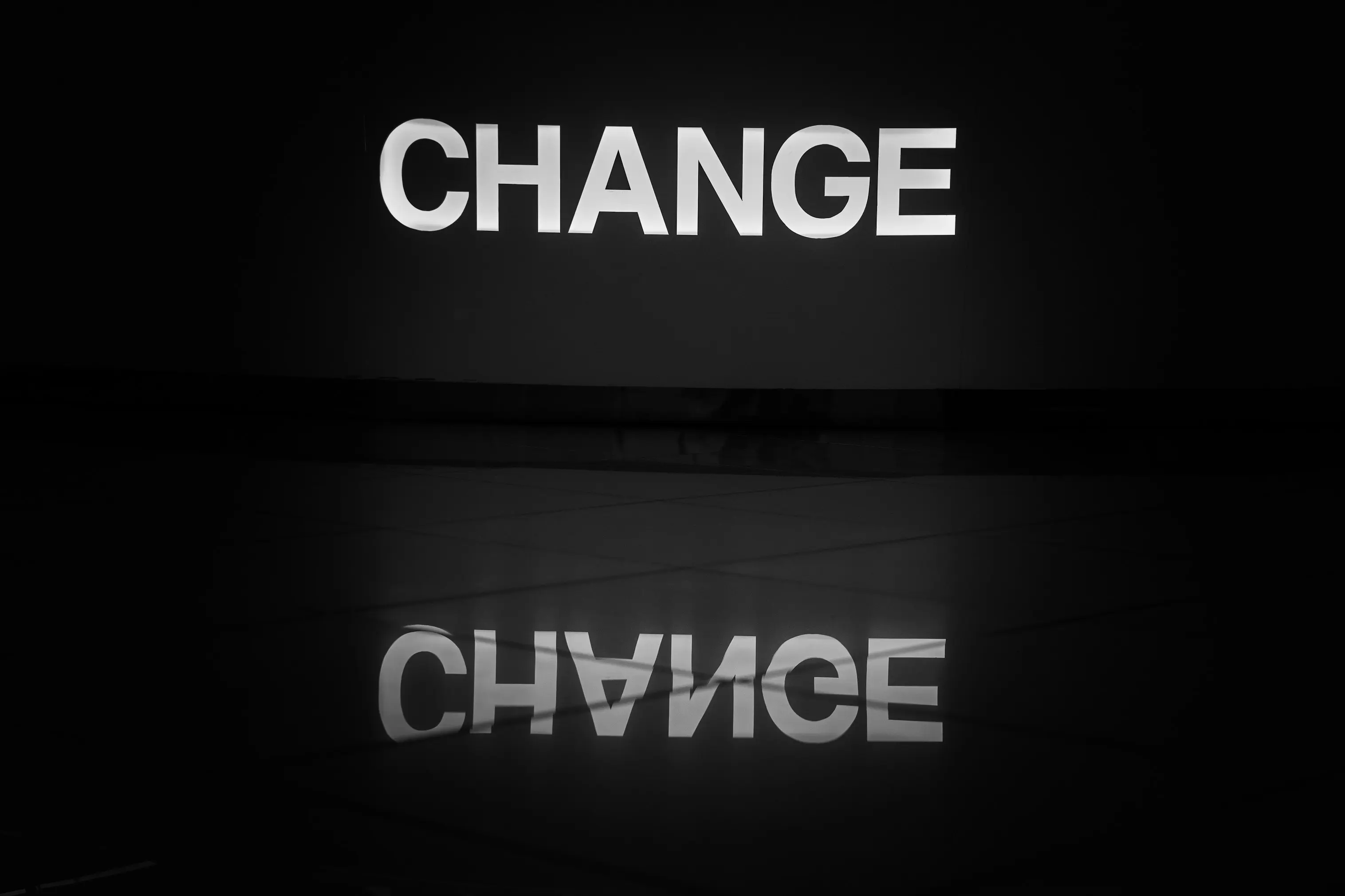 How to Transform Your LinkedIn from Random Posts to Authority Builder