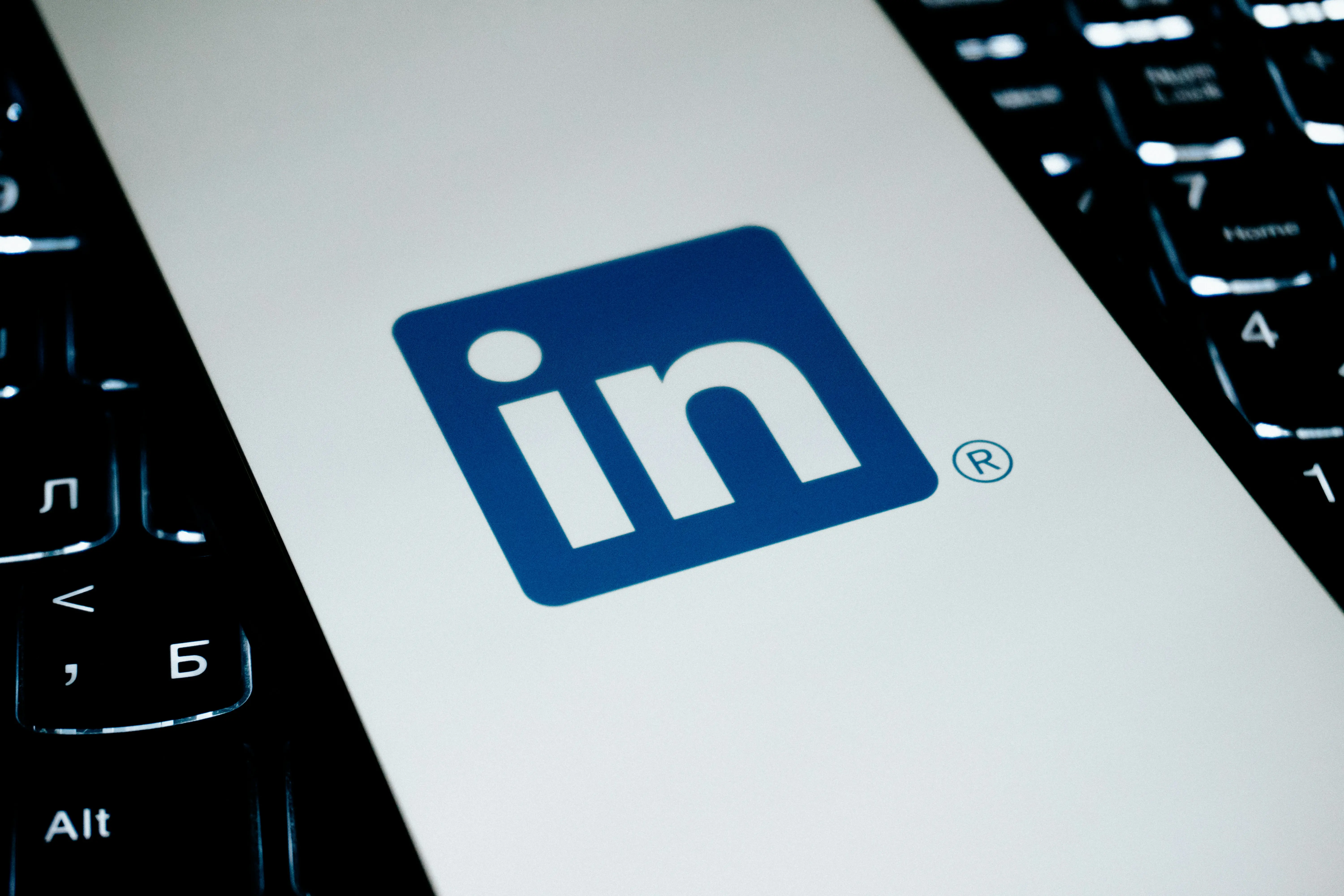 5 Tools for Managing LinkedIn Recent Connections (For Sales & Recruiting)