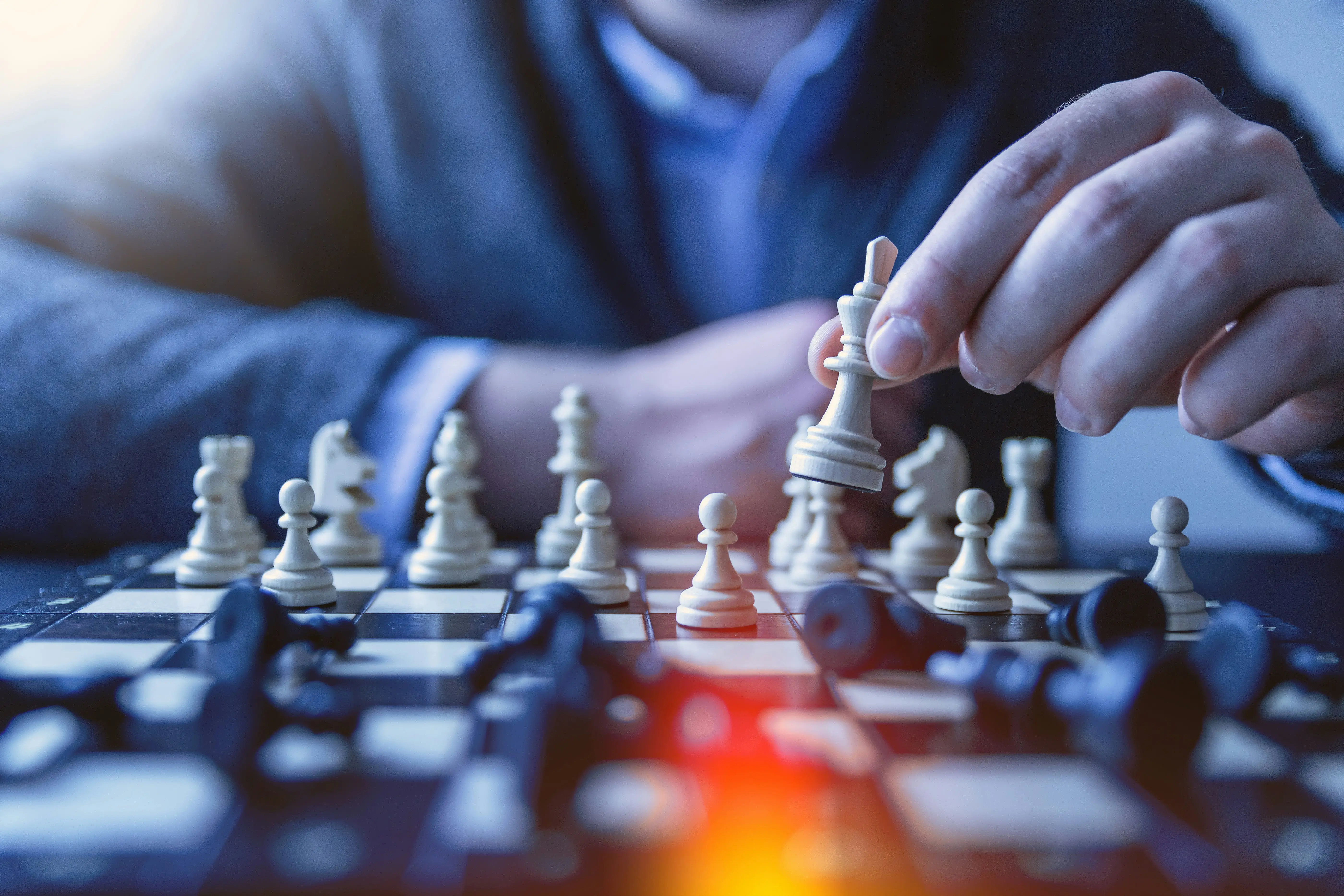 Sales Navigator vs LinkedIn Recruiter Inbox: Which One Do You Actually Need in 2026?