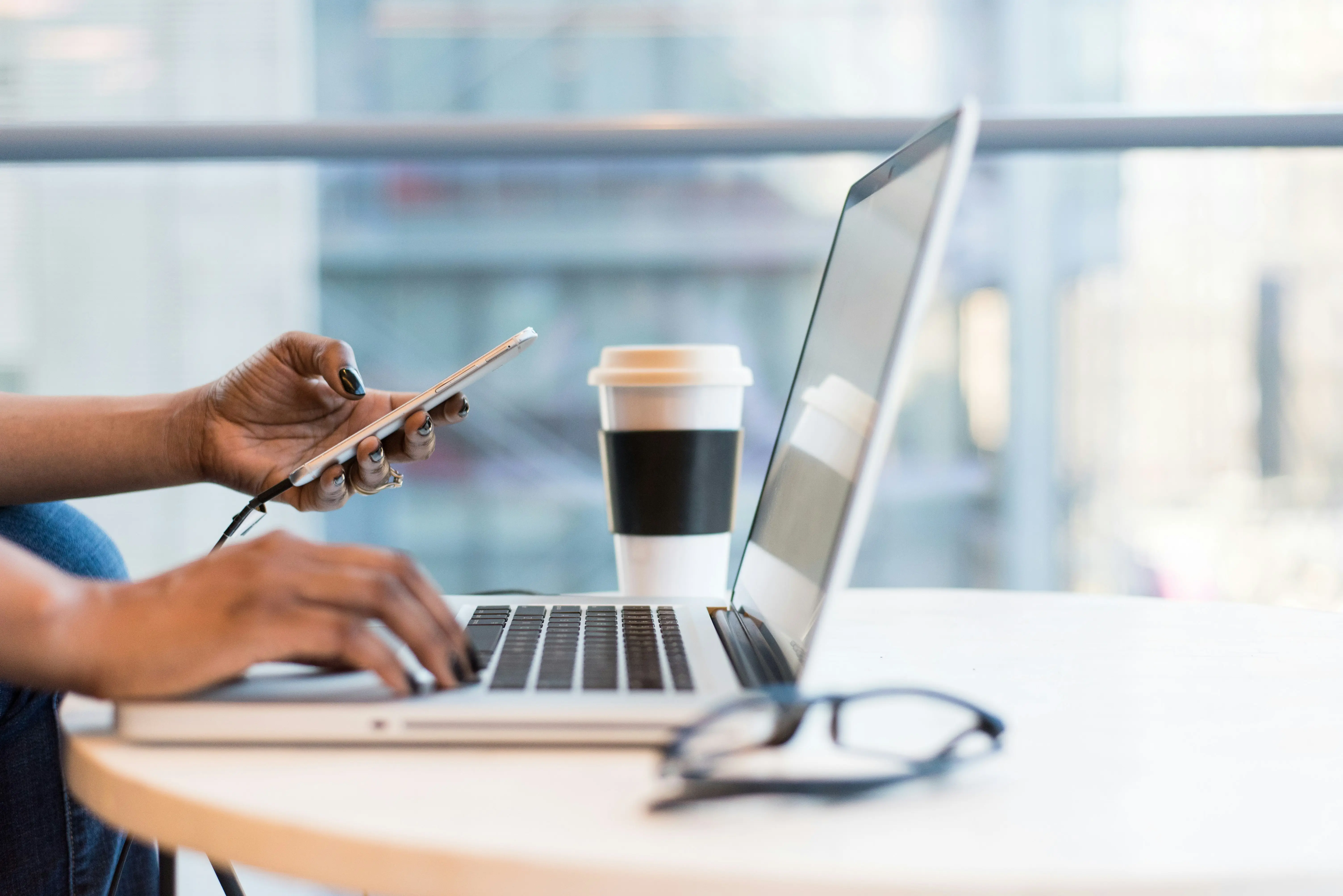 How to Generate B2B Leads on LinkedIn Successfully in 2026