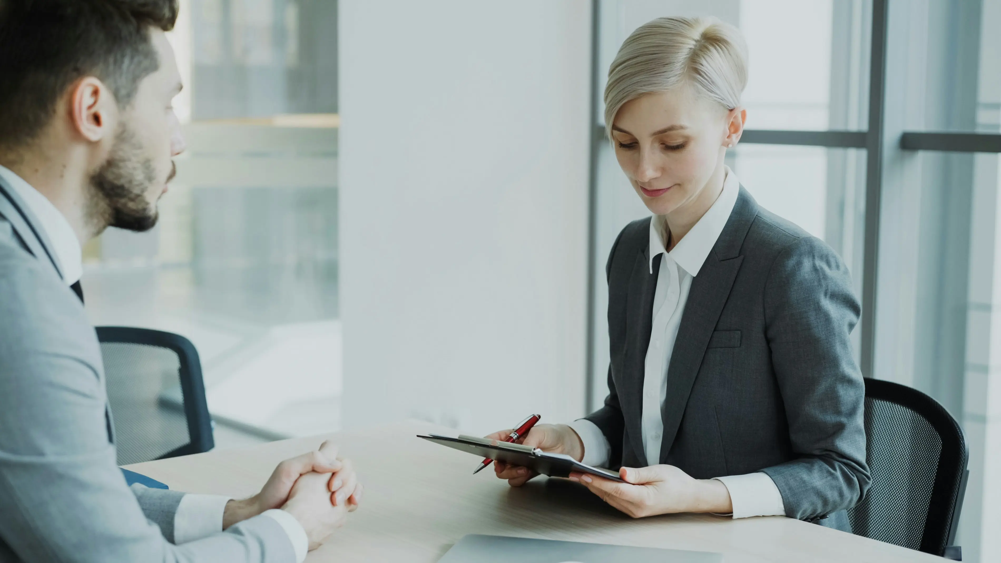 Top Sales Navigator Add-ons for Recruiters Managing Candidate Conversations in 2025