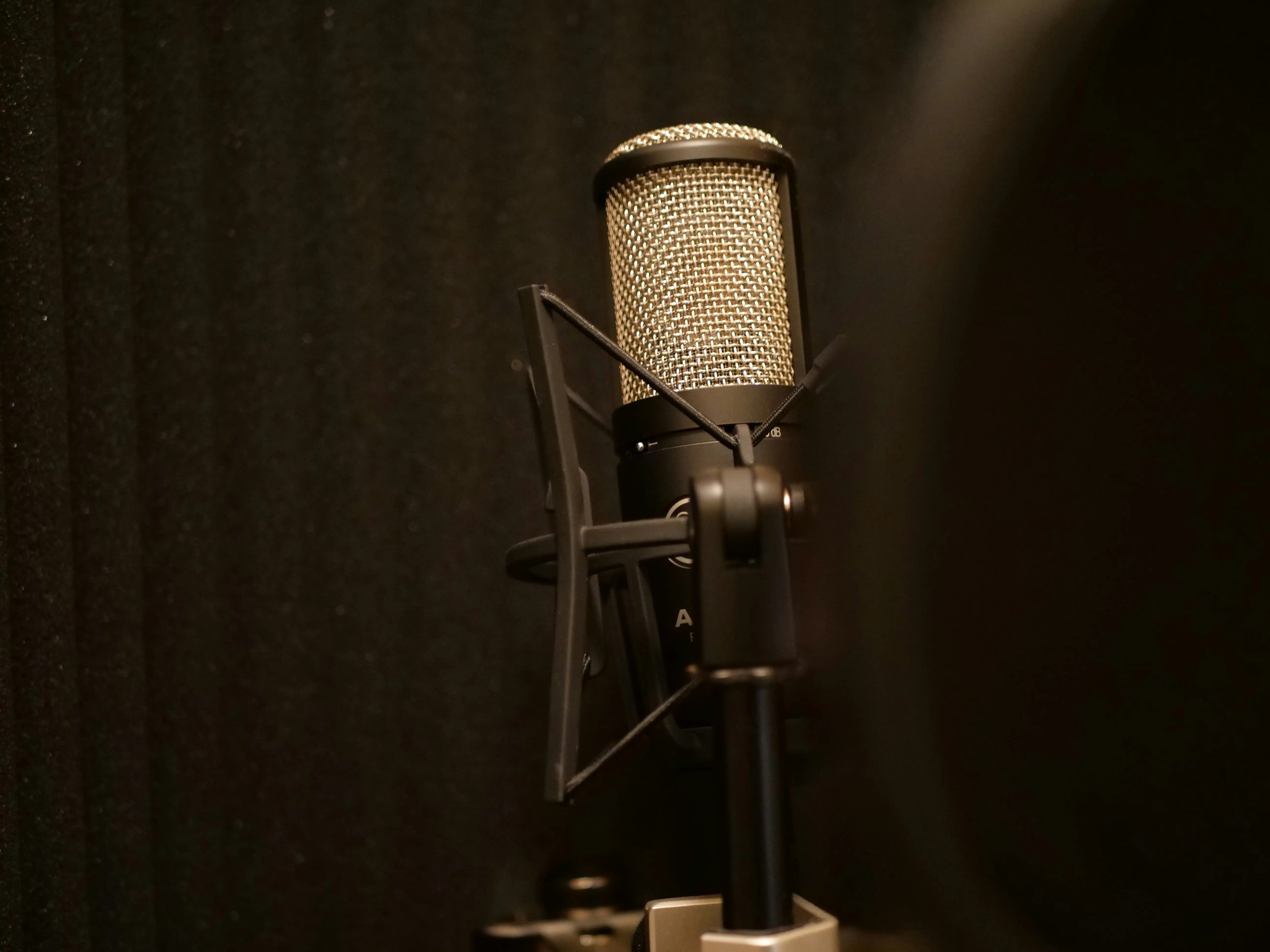 How to Send Voice Notes on LinkedIn Desktop