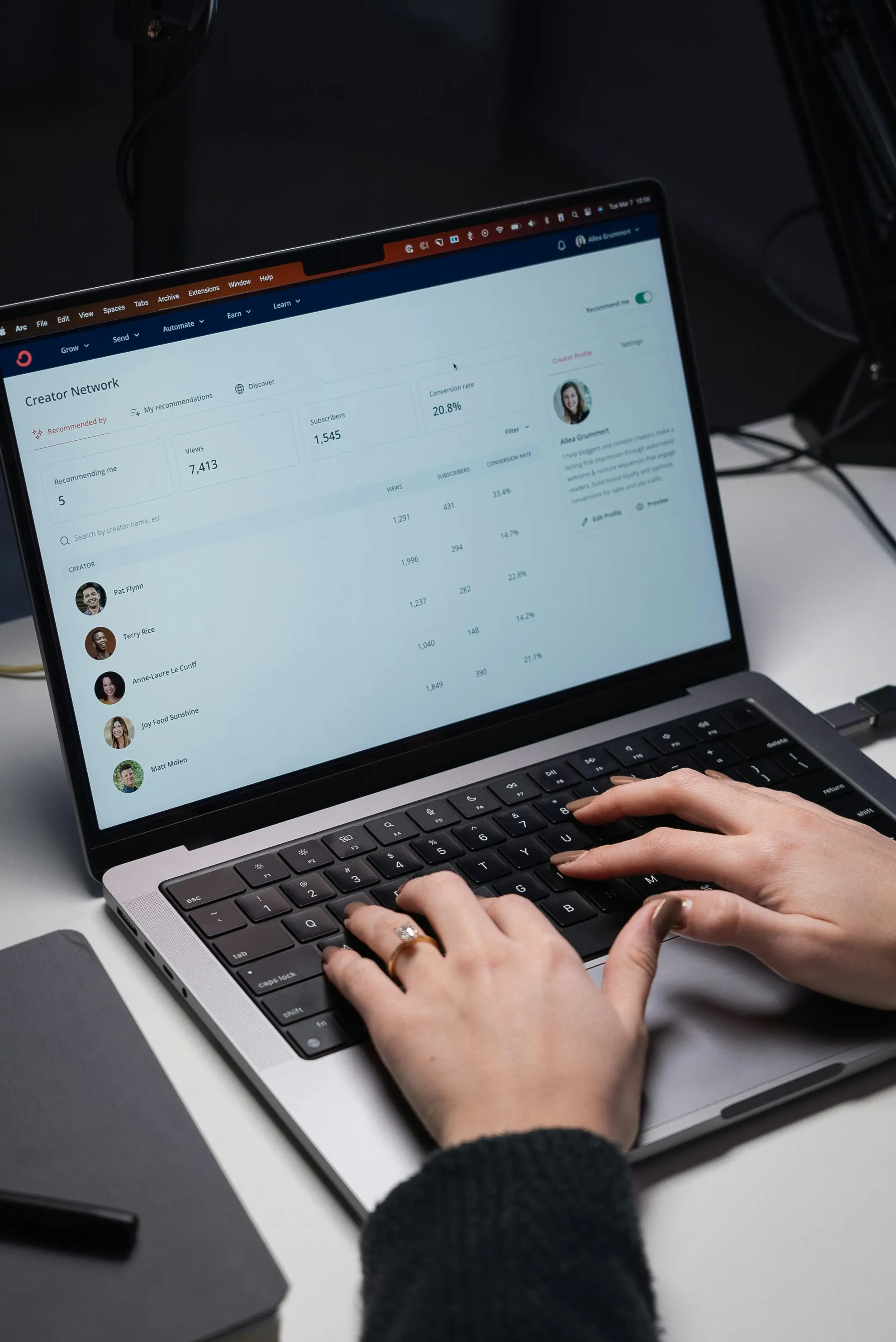 How to Clean Up Your LinkedIn Inbox in Under 10 Minutes