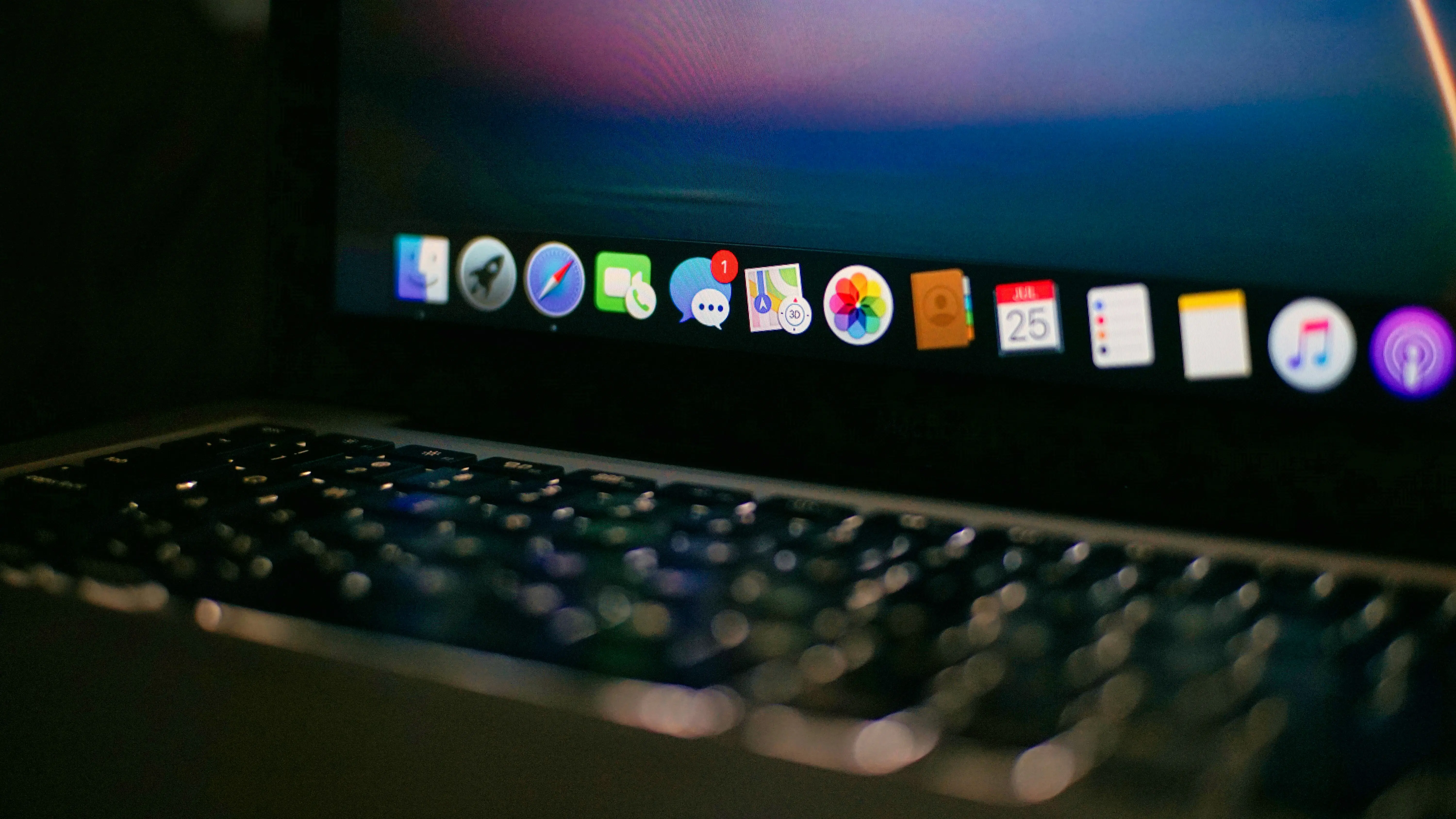 LinkedIn Messaging Overwhelm: 7 Tools That Actually Work