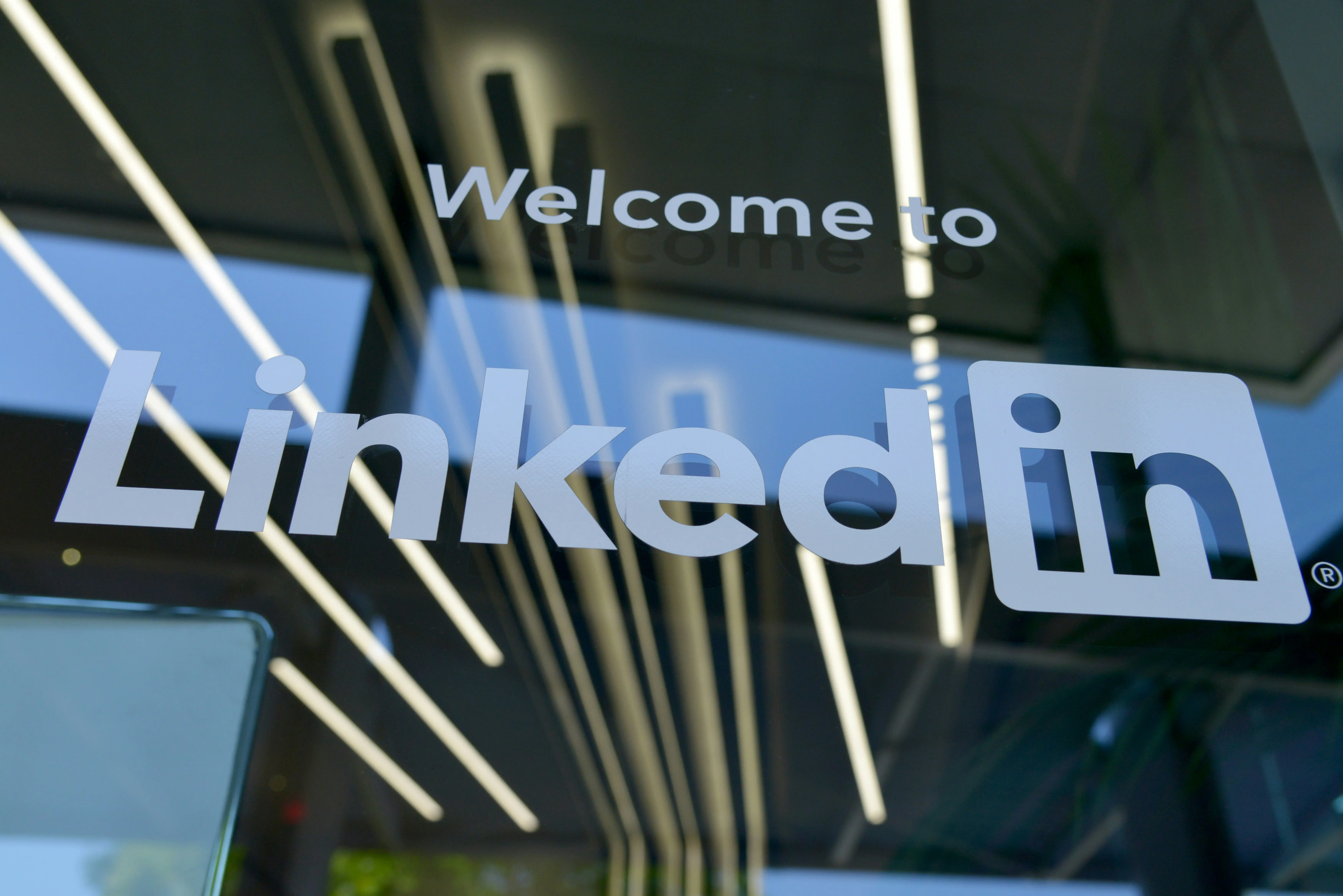 LinkedIn Follow-Up Playbook: What to Do After They Accept Your Connection