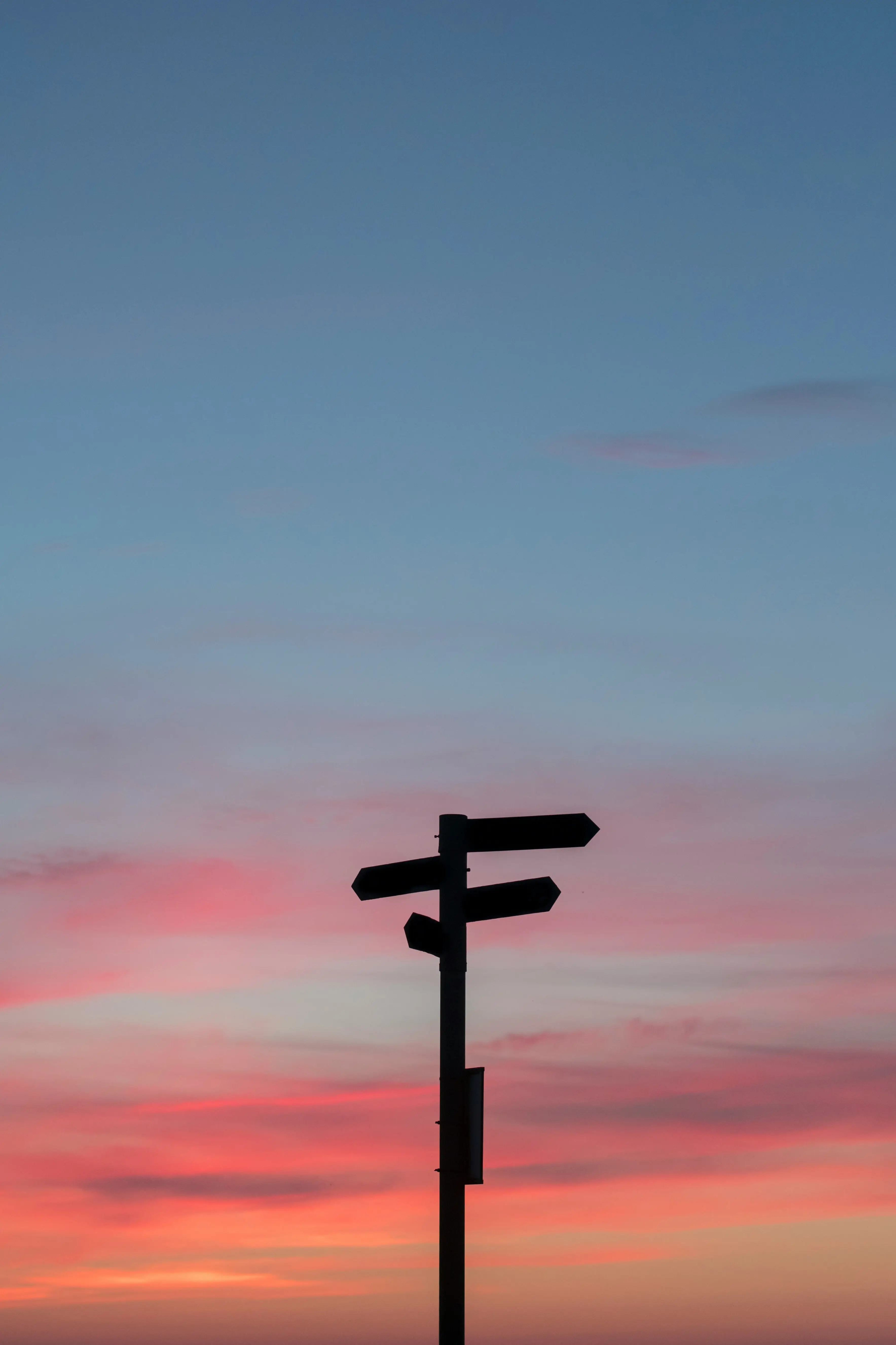 Should I Withdraw Unaccepted LinkedIn Connection Requests?